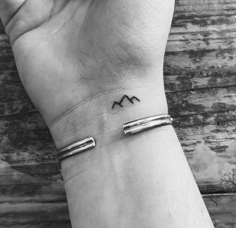 Mountain Stick And Poke, Simple Mountain Tattoo, Mountain Tattoo Simple, Stick N Poke, Stick N Poke Tattoo, Poke Tattoo, Mountain Tattoo, Stick And Poke, Tattoos And Piercings