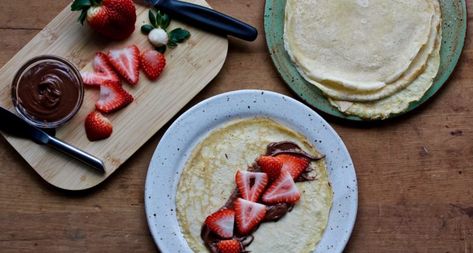 Sweet Simple Crepes - Sara Haas, RDN, LDN Simple Crepes, Vegan Crepes, Different Fruits And Vegetables, Homemade Nutella, Banana Nutella, Crepe Recipes, Brunch Party, Vegan Breakfast, Food Plating