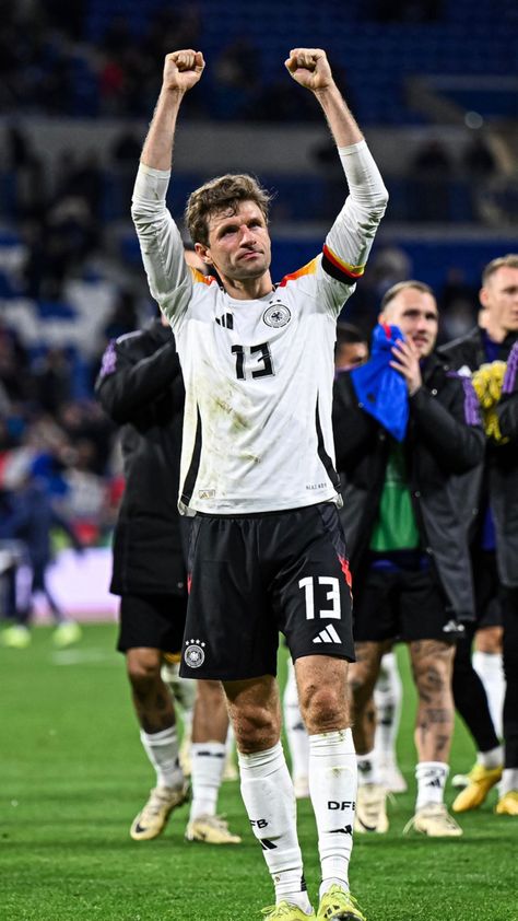 Euros 2024, Germany Football Team, Germany National Football Team, German Football Players, Germany Team, Football Fever, German Men, Dfb Team, Thomas Müller