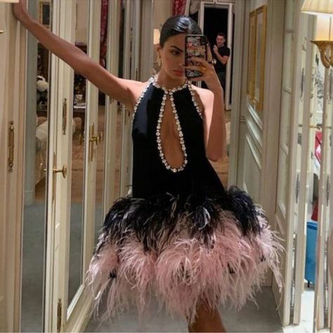 Beautiful Feather Dress , Msg Me For Question Great Gatsby Outfit, 1920s Inspired Dresses, Feather Outfit, The Maddest Obsession, Maddest Obsession, Feather Mini Dress, Wedding Pattern, Space Dress, Black Women Dress