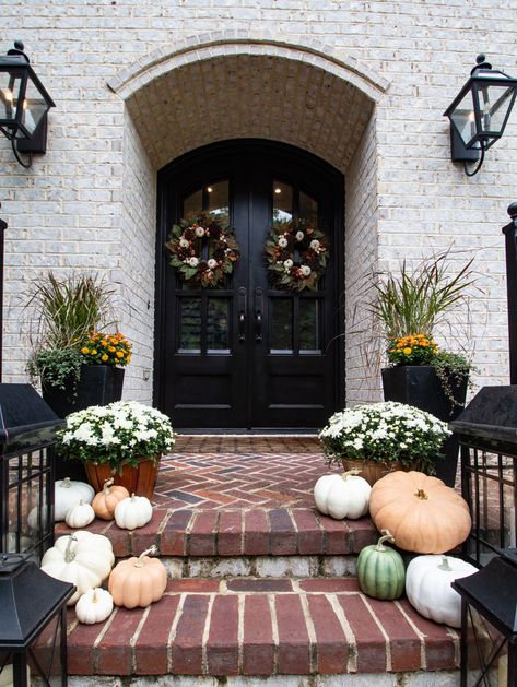 Fall on the Porch & Fake Pumpkin Fixes | DeeplySouthernHome Fake Pumpkins Outside, Heirloom Pumpkins, Fall Porches, Real Pumpkins, Thanksgiving Decorating, Fake Pumpkins, Fall Planters, Fall Front Porch Decor, Front Doors With Windows