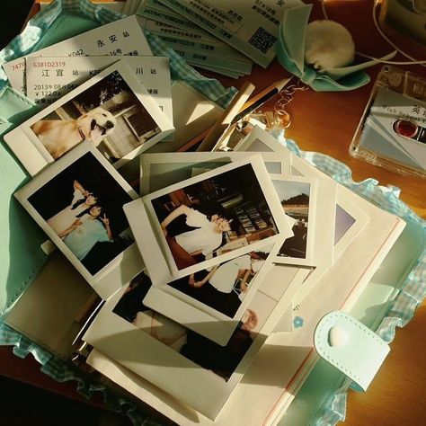 Journal Polaroid, Korean School, Fashion Journal, Best Dramas, Hidden Love, Quiet Life, Romantic Drama, Film Aesthetic, Friend Pictures