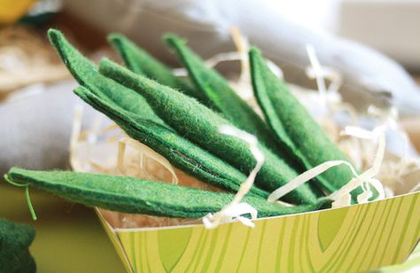 I like the felt fruit and veggies Play Grocery Store, Grocery Sign, Personalized Party Decorations, Felt Fruit, Personalized Party Decor, Pretend Food, Mini Market, Food Patterns, Felt Food