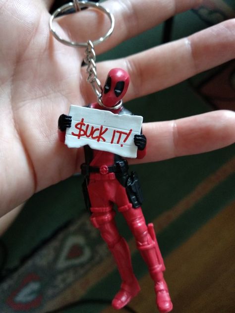 Weird Keychains, Deadpool Clothes, Deadpool Merch, Deadpool Keychain, Deadpool Outfit, Cool Keychains, Deadpool And Spiderman, Deadpool 3, From Movie