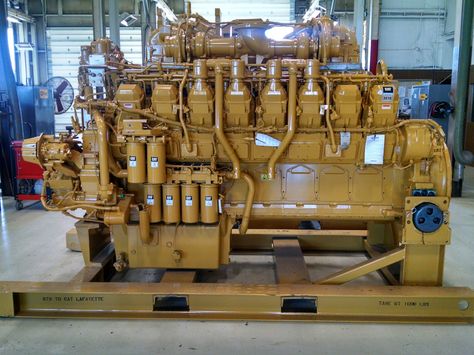 789 truck engine 3516 Heavy Diesel Mechanic, Cat Mechanic, Agriculture Implements, Caterpillar Machines, Cat Equipment, Jungle Cats, Cat Engines, Caterpillar Engines, Diesel Mechanics