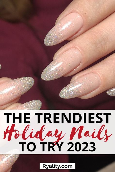 Holiday Nail Ideas, Acrylic Nails Almond Shape, Holiday Nails Winter, December Nails, Holiday Nail Designs, Holiday Nail, Simple Gel Nails, Nail Health, Sparkly Nails