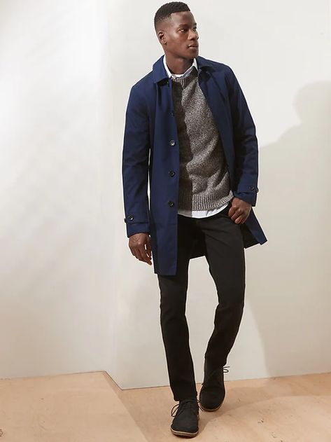 Water-Resistant Mac Jacket | Banana Republic Factory Blue Parka Outfit, Navy Blue Cardigan Outfit, Parka Outfit Men, Business Casual Looks For Men, Preppy Guys, Blue Cardigan Outfit, Parka Outfit, Blue Parka, Winter Jacket Outfits