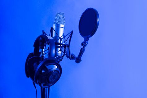 Music Aesthetic Microphone, Neon Microphone, Dark Blue Microphone, Headset Microphone Singer, Blue Microphones, Studio Background, Recording Studio, Background Banner, Blue Backgrounds