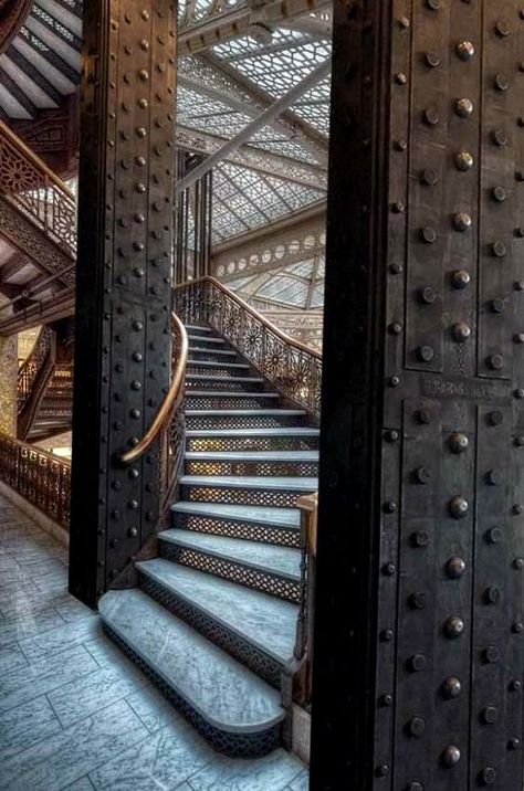 Steel Homes, Art Deco City, Steampunk Interior, Metal Beam, Metal Gate, Escalier Design, Steel Trusses, Industrial Living, Industrial Architecture