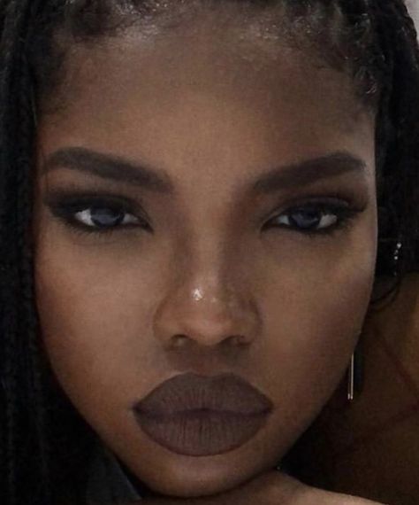 Wideset Eyes, Brows For Oval Face, Wide Set Eye Lashes, Round Tip Nose, Eyelashes On Hooded Eyes, 2016 Makeup Black Women, Asymmetrical Eyebrows, Makeup Looks For Almond Eyes, Dark Natural Makeup