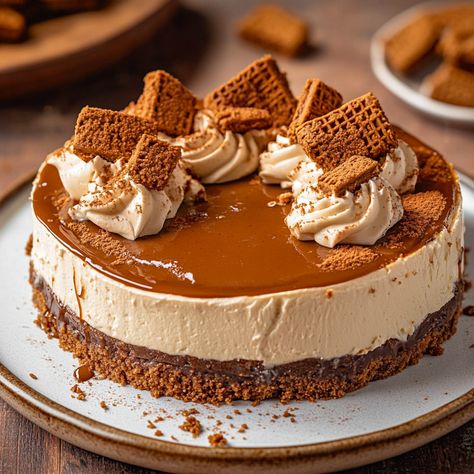 Cheesecake Delight, Baileys Cheesecake, Biscoff Recipes, Biscoff Cheesecake, Biscoff Cookies, Parchment Paper Baking, Cookie Butter, Mini Cheesecakes, Creamy Cheesecake