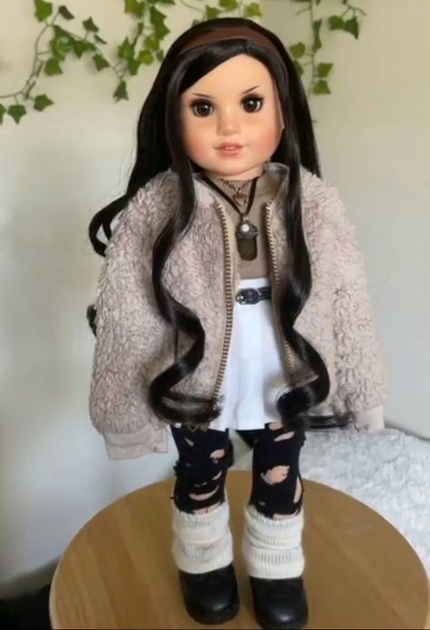 American Girl Doll Aesthetic, Ag Doll Hairstyles, American Girl Storage, Caroline Abbott, American Girl Birthday Party, American Girl Doll Hairstyles, Custom American Girl Dolls, Doll Pictures, American Girl Diy