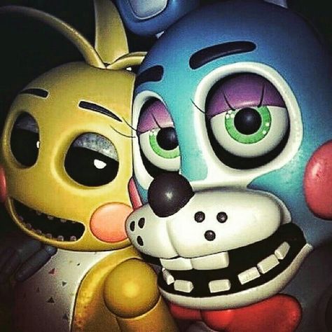 Toy Chica: Bonnie and my selfie #ToyChica #ToyBonnie #Filter #Selfie Toy Chica And Toy Bonnie, 2010s Nostalgia, Toy Bonnie, Animatronic Fnaf, Fnaf Movie, Fnaf Memes, Fnaf Characters, Anime Fnaf, Fnaf Drawings