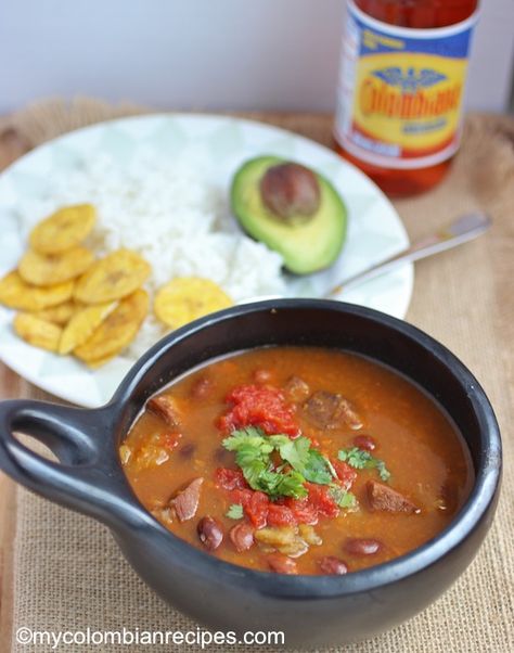 Frijoles Colombianos (Colombian-Style Beans) | My Colombian Recipes Colombian Beans Recipes, Easy Colombian Recipes, Colombian Sancocho Recipe, Colombian Beef Soup, Sancocho Colombiano, Columbia Food, Columbian Recipes, Colombian Style, Colombian Dishes