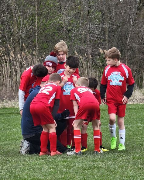 Finally soccer season ❤️⚽️ Tennis Photography, Soccer Season, White Guys, Cute White Guys, Anime Child, Tennis, Soccer, Photography, On Instagram