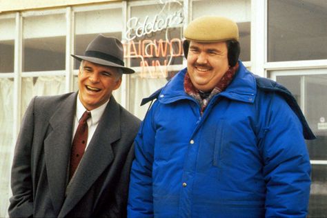 80s Movie Costumes, Best Thanksgiving Movies, Movie Duos, Best Holiday Movies, Planes Trains And Automobiles, Hollywood Video, John Candy, John Hughes, Steve Martin