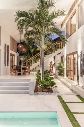 Tropical House Design, Entertaining House, Bali House, Casa Vintage, Bali Fashion, Tropical House, Beautiful Interior Design, Tropical Houses, Dream House Exterior