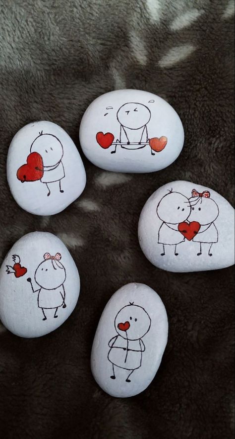 Diy Rock Art, Painted Rock Animals, Stone Art Painting, Painted Rocks Kids, Painted Rocks Craft, Painted Rocks Diy, Rock Painting Ideas Easy, Rock Painting Patterns, Soyut Sanat Tabloları