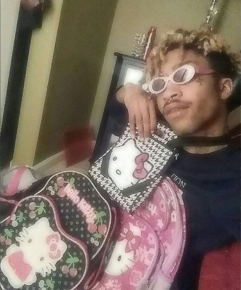 Tracy Hello Kitty, Yung Bruh, Lil Tracy, Fits Clothes, Aesthetic Anime, We Heart It, Hello Kitty, Kitty, Lost