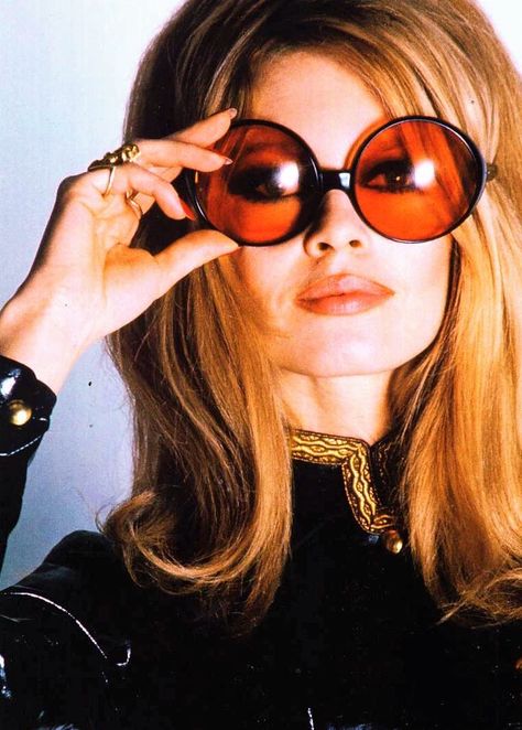 Brigitte Bardot photographed by Ghislain Dussart, 1960s Bardot Brigitte, Carlo Ponti, 60s Aesthetic, 70s Sunglasses, Bridgette Bardot, Bridget Bardot, Bardot Style, Mode Hippie, Swinging Sixties