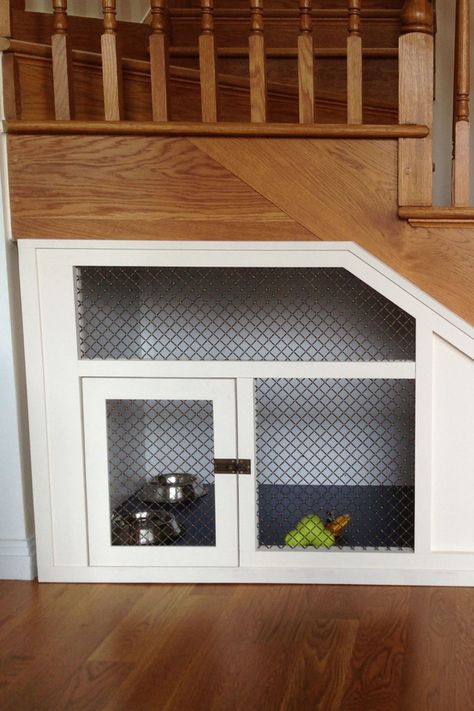 Pet Kennel - Keep your pets out of trouble when they're at home alone with this neat space designed just for them. Dog Under Stairs, Under Stairs Dog House, Space Under Stairs, Stairs Storage, Dog Spaces, Under The Stairs, Mud Room Storage, Dog Rooms, Understairs Storage