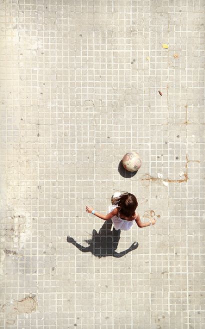 Girl playing Cut Out People, Playing Football, Into The Wild, Birds Eye View, 인물 사진, Aerial Photography, Birds Eye, Top View, Aerial View