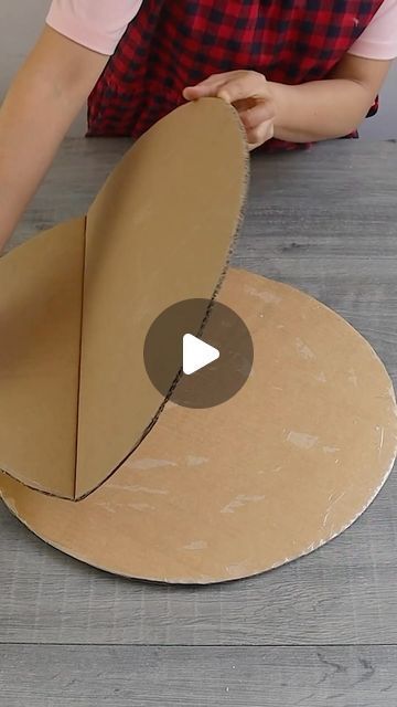 Cardboard Crafts For Adults, Crafts Made Out Of Cardboard, Cardboard Diy Decor, Diy Carton Box Ideas, Cardboard Art For Kids, Diy With Boxes, Crafts To Do With Cardboard, Diy Home Decor Easy Creative, Home Decor 2024