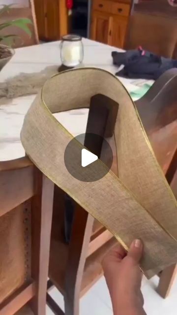 Bow Making Tutorials, Cheap Farmhouse, Homemade Bows, Chair Bows, Christmas Chair, Front Porch Christmas Decor Ideas, Porch Christmas Decor Ideas, Porch Christmas Decor, Front Porch Christmas