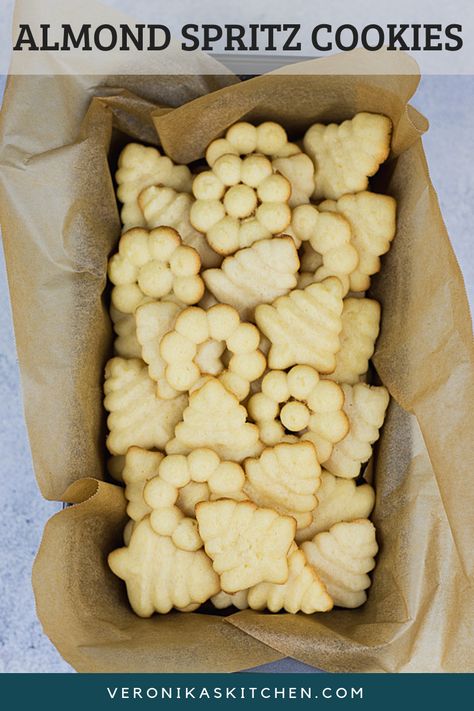 Almond Spritz Cookies, Cookie Press Recipes, Spritz Cookie Recipe, Spritz Cookies, Cookie Press, Xmas Cookies, Almond Cookies, Easy Cookie Recipes, Tea Cakes