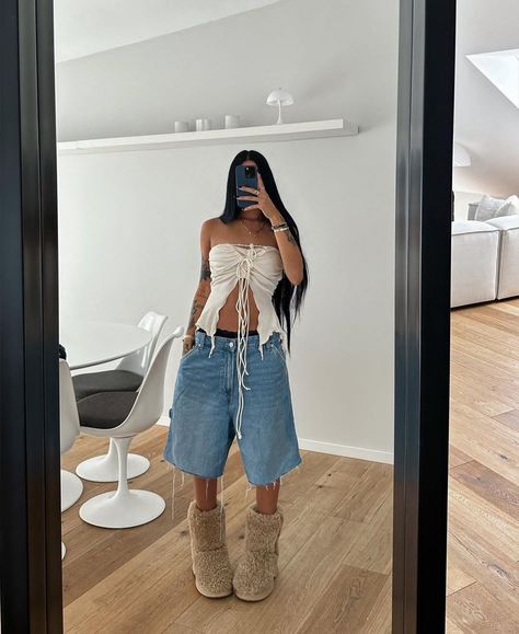 Street Fashion Aesthetic, Denim Shorts Outfit, Looks Street Style, Swaggy Outfits, Streetwear Women, Stage Outfits, Lookbook Outfits, Street Style Outfit, Fashion Killa