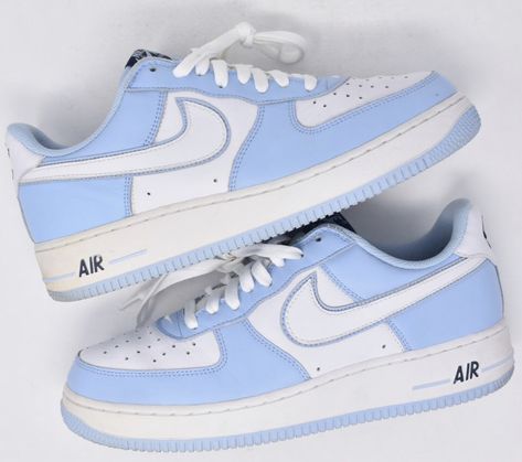 Cute Nike Air Force 1, Blue Air Force 1, Blue And White Shoes, Flowers Anime, Popular Nike Shoes, Blue Nikes, Nike Shoes Air Force, Taking Risks, Nike Shoes Girls