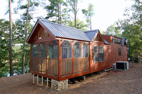 Chattahoochee Tiny House 001 Tiny Rustic Cabin, Tiny House Towns, Mountain Cabins, Park Model Homes, Tiny Cabins, Rural Retreats, River Park, Little Cabin, Cottage Ideas