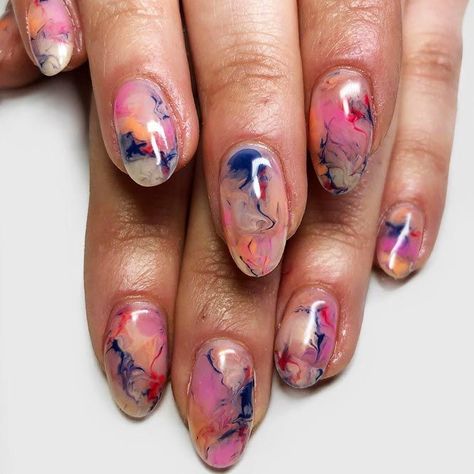 Simple Water Marble Nails Without Water Ombre Nails Ideas, Glitter Ombre Nails, Trendy Manicure, Water Marble Nail Art, Water Marble Nails, Marble Nail Designs, Marble Nail, Water Marble, Ombre Nails Glitter