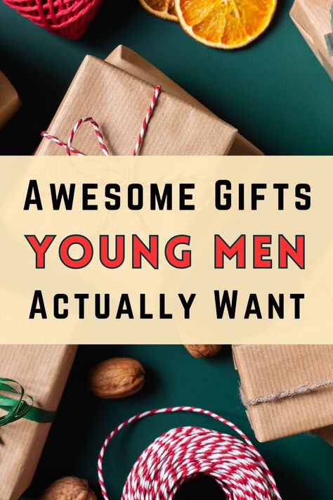 Here's the college boy gift guide you need! This ultimate gift guide to Christmas gifts for college guys includes food gift ideas for him, stylish gift ideas, fun gift ideas, gaming gifts, and car and truck gift ideas. It's what young adult guys want for Christmas (or for his birthday gift!). When it comes to gifts for teen guys, guys in their twenties, and college guys, these are the perfect gift ideas to choose the best gift for a son, gift for brother, or gift for boyfriend! Gifts For Fraternity Guys, What To Get A Boyfriend For Christmas, New Year Present Ideas For Boyfriend, Fun Boyfriend Gifts, Great Gifts For Men Christmas, Soft Gift Ideas, Best Guy Friend Gifts, Gifts For New Drivers Guys, Good Gifts For Brothers