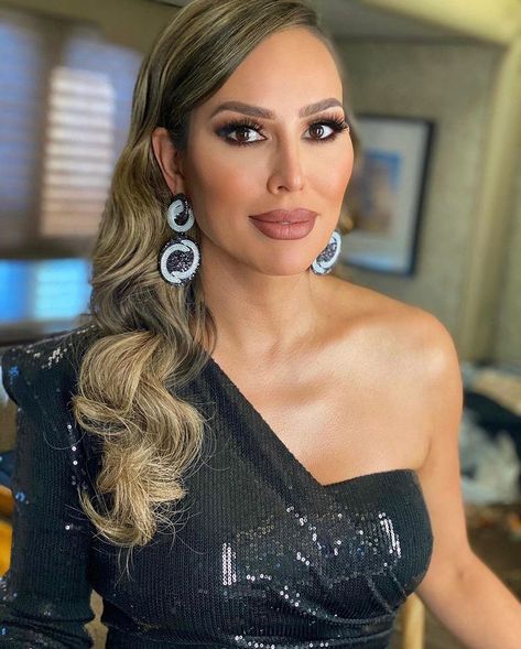 Black Valentino Heels, Kelly Dodd, Bronze Smokey Eye, Big Blonde Hair, Real Housewives Of Orange County, Side Swept Curls, Shades Of Burgundy, Old Hollywood Glam, Black Lives Matter Movement