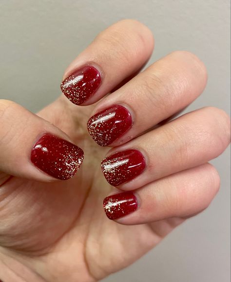 Red Nails With Gold Glitter Tips, Gold Red Christmas Nails, Dark Red Nails With Gold Glitter, Red With Gold Glitter Nails, Christmas Red Sparkle Nails, Red Xmas Nails Simple, Red Nails Gold Glitter, Red And Silver Nails Short, Festive Nails Christmas Simple