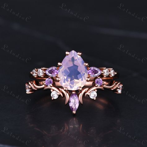 6x8mm Pear Shaped Cut Lavender Amethyst Ring Set Rose Gold Vintage Purple Stone Engagement Ring Set Moissanite Bridal Set Unique Twig Ring Women Side stones:  Moissanite and amethyst This ring can also be made in genuine solid 10k, 14k, 18k gold or Platinum, and all the rings in my shop can be customized too! If you want to know more details about the ring, just contact with me anytime! If you want to customize the ring, just contact with me anytime! If you want to make a custom jewelry, just co Purple Engagement Rings, Cute Promise Rings, Amethyst Wedding Rings, Pretty Engagement Rings, Lavender Amethyst, Twig Ring, Cute Engagement Rings, Amethyst Ring Engagement, Moissanite Bridal Sets