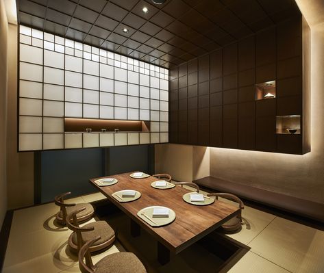 Kan Japanese Restaurant / odd Japanese Restaurant Interior Design, Japanese Restaurant Interior, Japanese Restaurant Design, Japan Restaurant, Japanese Cafe, Japanese Furniture, Sushi Restaurant, Simple Designs To Draw, Private Dining Room