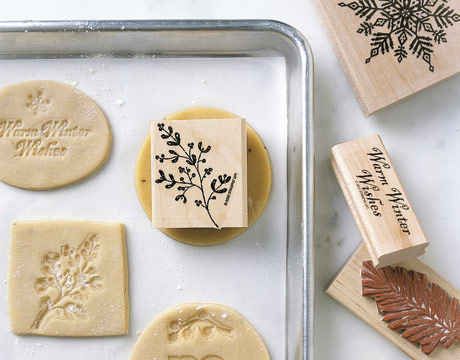 Imprinting cookies with rubber stamps. | 20 Ingenious Solutions You Wish You'd Thought Of First Sweets Treats, Baking Tips, Royal Icing, Monster Cookies, Just Desserts, Cake Cookies, Rubber Stamps, Cookie Decorating, Yummy Treats