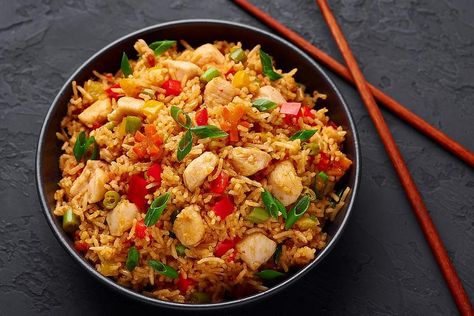 Best Szechuan Fried Rice Recipe: Spicy 30-Minute Chicken Fried Rice Recipe Is a Hot Dinner Idea #30secondmom Hot Dinner Ideas, Schezwan Chicken, Szechuan Chicken, Chicken Fried Rice Recipe, Seared Chicken Breast, Cheesy Chicken Broccoli, Chinese Cooking Wine, Broiled Chicken, Easy Chicken Breast