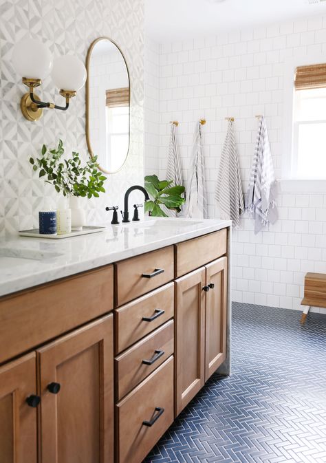 Successfully mixing metals in a bathroom takes just a few guidelines to understand, and then it will come naturally to you! Can my faucet be nickel if everything else is brass? What about black? Breaking it all down so it becomes easy! Makeover Kamar Mandi, Herringbone Tile Floors, Architecture Renovation, Wooden Vanity, Bad Inspiration, Interior Minimalista, Space Storage, Modern Farmhouse Bathroom, Bathroom Renos