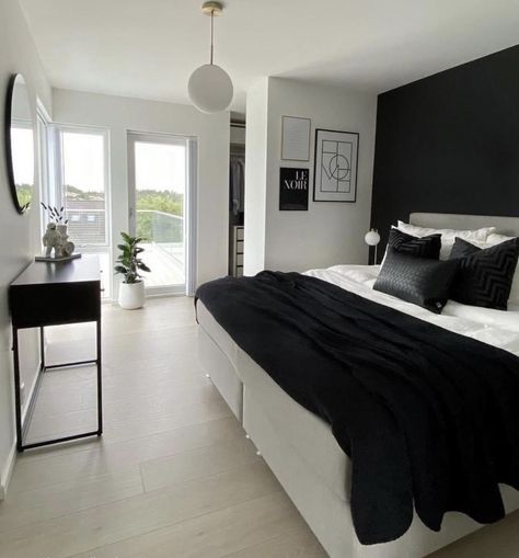 Black White Bedrooms, Home Bedroom Design, Black Bedroom Decor, Future Apartment Decor, Black And White Decor, Apartment Decor Inspiration, Room Makeover Bedroom, Living Room Decor Modern, Decor Home Living Room