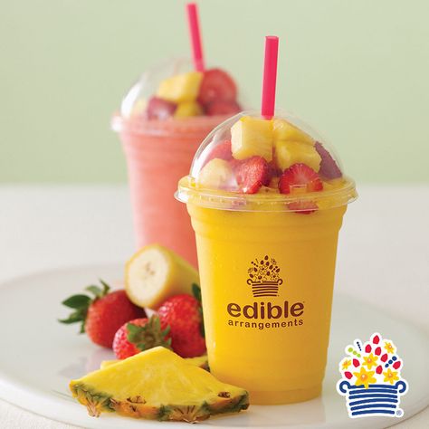 Refreshing Smoothies, Unripe Banana, Fresh Fruit Smoothies, Resep Smoothie, Banana Smoothie Recipe, Measuring Ingredients, Smoothie Bar, Frozen Lemonade, Edible Arrangements