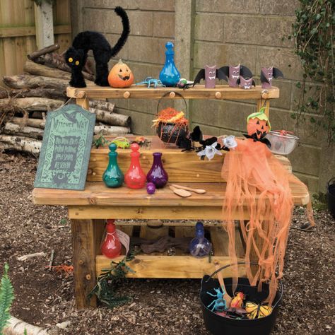 Halloween - potion making station - perfect for making potions and concoctions for Halloween in a school setting. Potion Station, Making Potions, Mud Kitchen For Kids, Halloween Craft Activities, Halloween Activities Preschool, Preschool Playground, Haunted House Halloween Party, Potion Making, Kids Yard