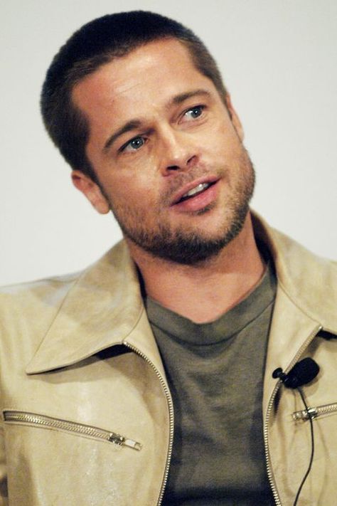 How Every Guy Can Rock a Shaved Head—No Matter His Hair Type Shaved Head Styles, Brad Pitt Haircut, Head Hairstyles, Brad Pitt Hair, Shaved Hairstyles, Buzz Cut Hairstyles, Short Shaved Hairstyles, Shaved Hair Designs, Men's Facial Hair