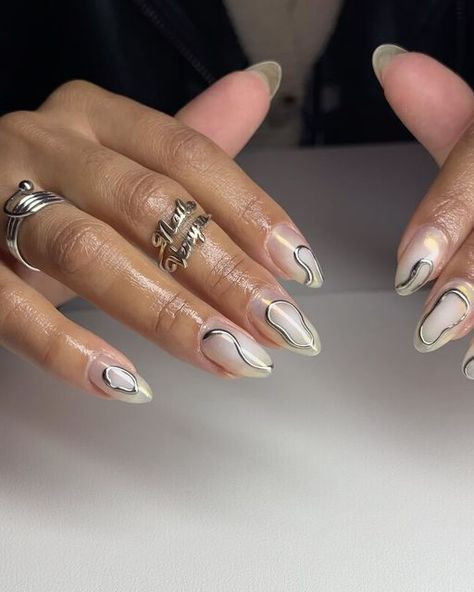 Nails by Venyra 💖 on Instagram: "Chrome x Aura ⛓️ Builder gel overlay💅🏽 #biab #chromenails #auranails #buildergel #naturalnails #luminarynails" Chrome Builder Gel Nails, Builder Gel Nail Art, Aura Nails Chrome, Gel Builder Nails Design, Builder Gel, Overlay Nails, Builder Gel Nails, Gel Overlay, Gel Nail Art