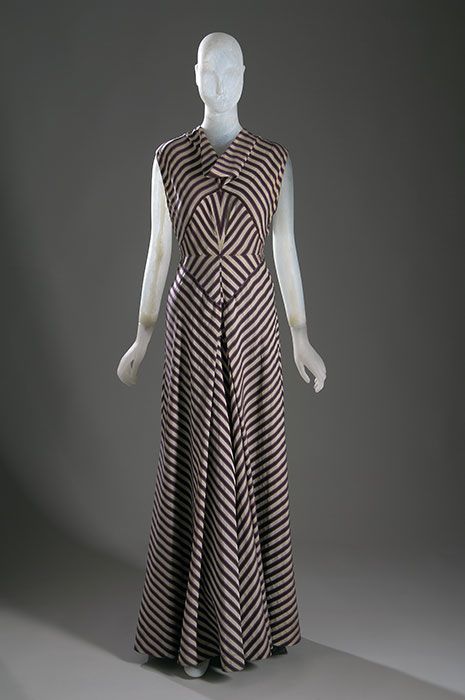 Elizabeth Hawes, Bias Cut Dress, Couture Outfits, Fashion Institute, Vintage Gowns, 1930s Fashion, Historical Fashion, Looks Style, Fashion History