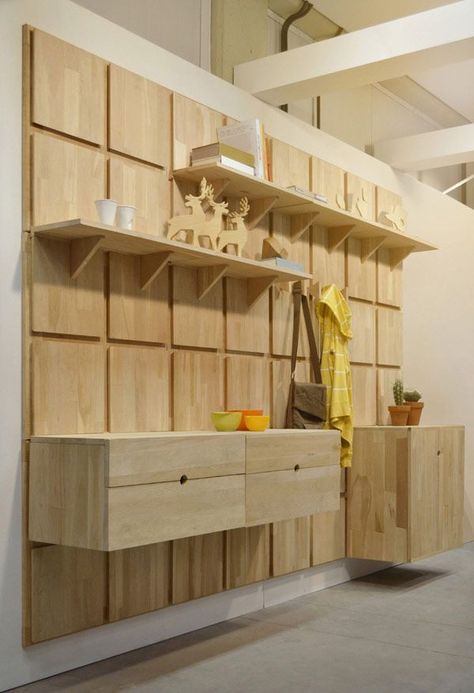 floating joinery Customizable Storage, Modern Bookcase, Plywood Furniture, Furniture Showroom, Modular System, Modular Furniture, Wall Systems, Modular Design, Retail Design