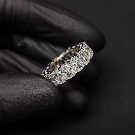 ✨ Eternal Brilliance 💎 For the moments that last a lifetime, our 6.4cttw Radiant Cut Lab Diamond Eternity Band is the ultimate symbol of love and commitment. Adorned with stunning radiant cut lab diamonds, this band captures light from every angle, ensuring all eyes are on you. Perfect for weddings, anniversaries, or just because. Make your moment unforgettable. 💍 ➡️ Swipe to see more details! #EternityBand #LabDiamonds #WeddingBands #LuxuryJewelry #AnniversaryGifts Luxury Ring, Symbol Of Love, Diamond Eternity Band, Luxury Rings, Radiant Cut, Eternity Band Diamond, Diamond Eternity, All Eyes, Eternity Band