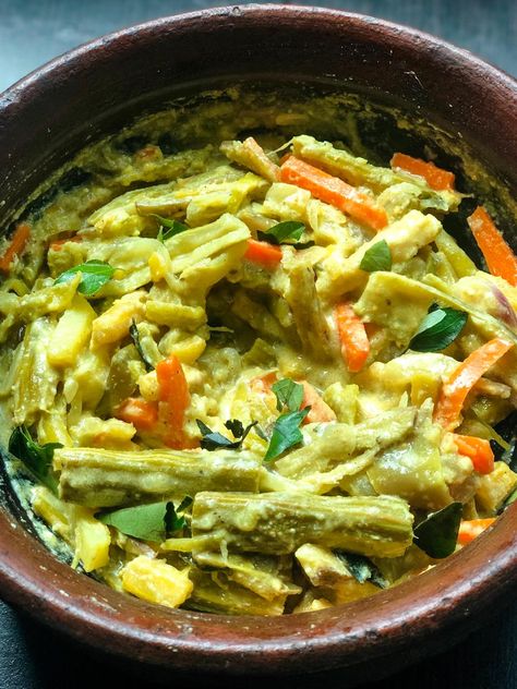 Aviyal (Mixed vegetables Aviyal) – Homemade Boiled Veggies, Aviyal Recipe, Healthiest Food, Girl Background, Welcome To My World, Mixed Vegetables, Homemade Food, Curries, Good Healthy Recipes